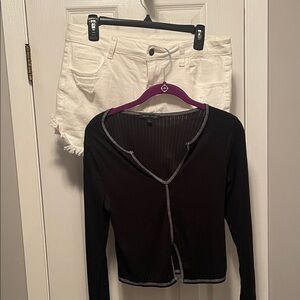 Cute little short outfit in size large you’re getting the top and the bottom